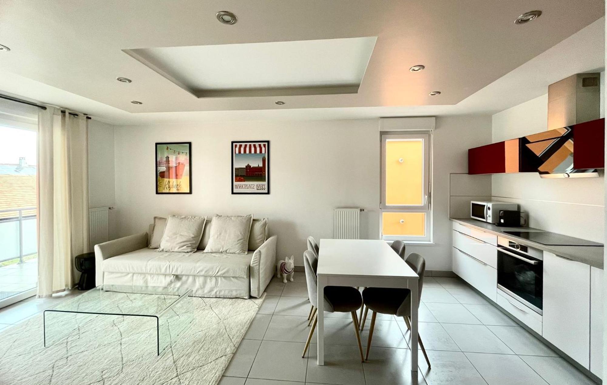 A Few Steps From Basel With Balcony And Free Private Parking Apartment Saint-Louis  Bagian luar foto